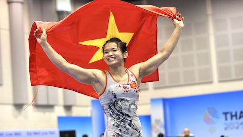 Cả 3 chị em ruột đều giành HCV cho vật Việt Nam